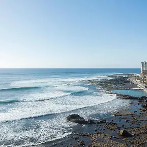 https://sunset-on-the-sea.adeje-hotels.com